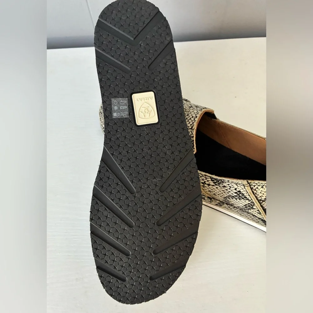 NWOT Ariat Men's Snakeskin Loafers - Black and Cream Size 11B - Picture 8 of 11